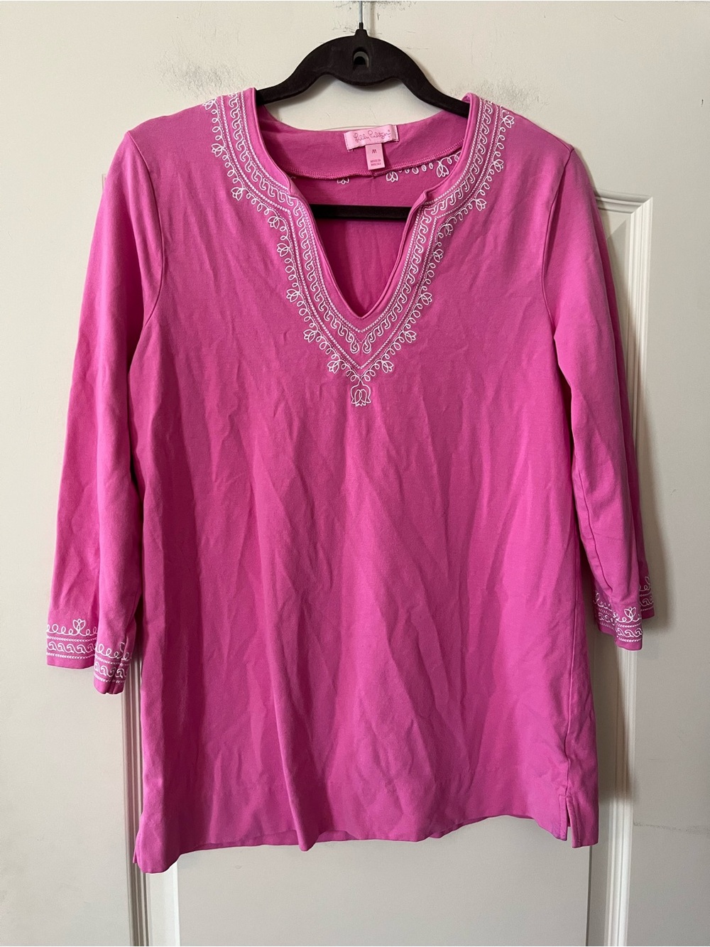 Lilly Pulitzer Pink Embroidered V-Neck Tunic Top size Medium